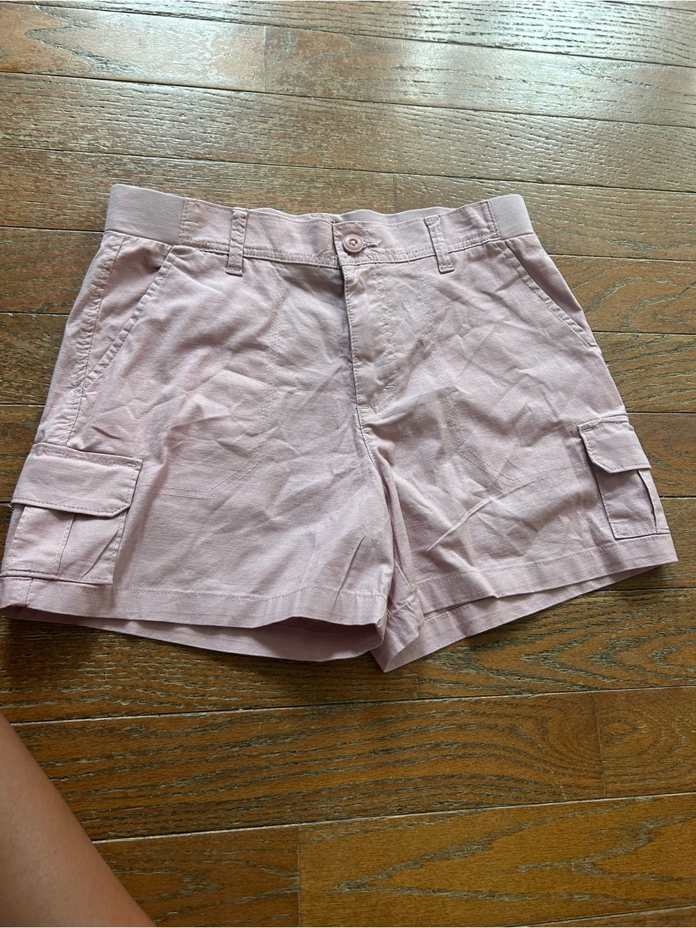 Women's Lee Light Pink Cargo Shorts - Casual Summer Style
